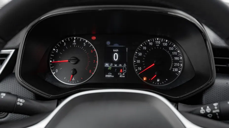 RENAULT Clio Clio 1.0 TCe Equilibre