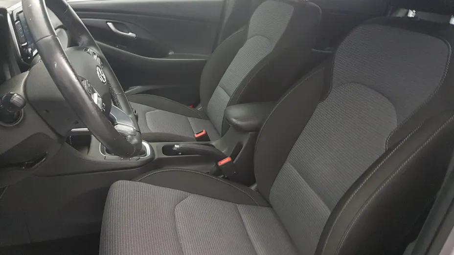 HYUNDAI i30 i30 1.0 T-GDI Modern