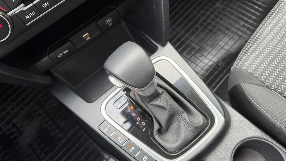 KIA Cee'd Ceed 1.5 T-GDI M DCT