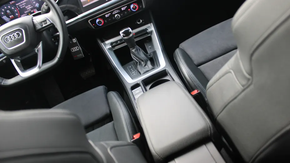 AUDI Q3 Q3 35 TFSI mHEV S tronic