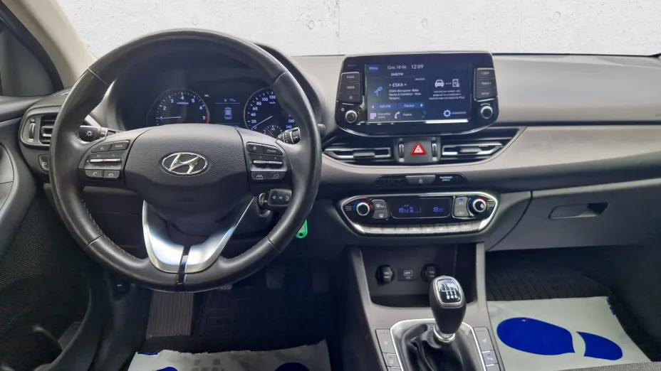 HYUNDAI i30 i30 1.0 T-GDI Smart