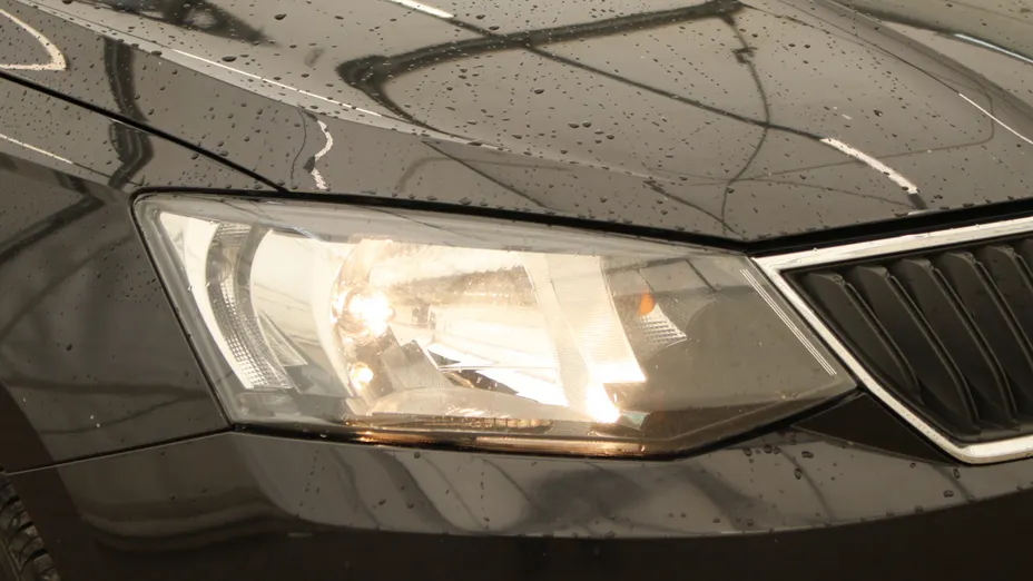 SKODA Fabia Fabia 1.0 TSI Ambition