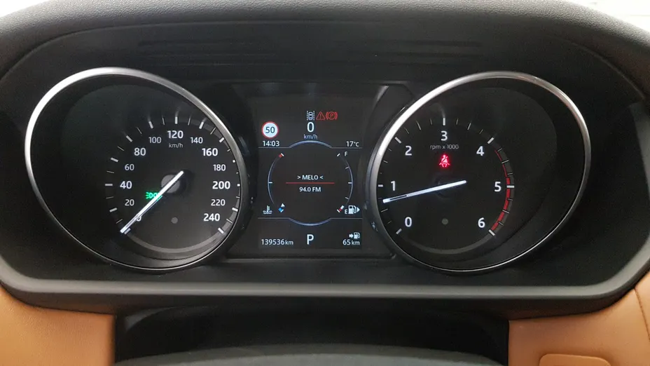 LAND ROVER Discovery Discovery V 3.0 TD6 HSE Luxury