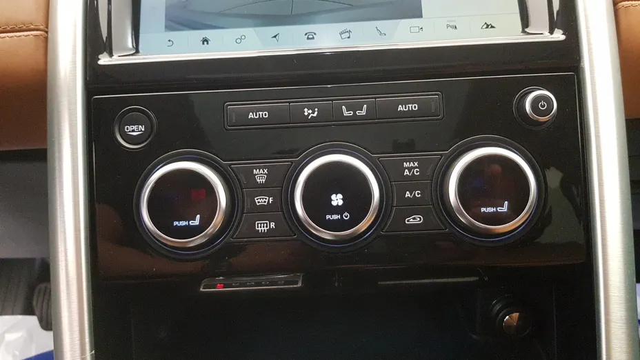 LAND ROVER Discovery Discovery V 3.0 TD6 HSE Luxury