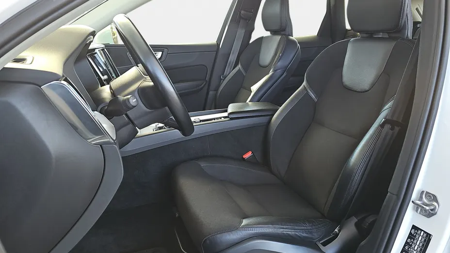 VOLVO XC60 XC60 B5 B AWD Momentum Pro aut