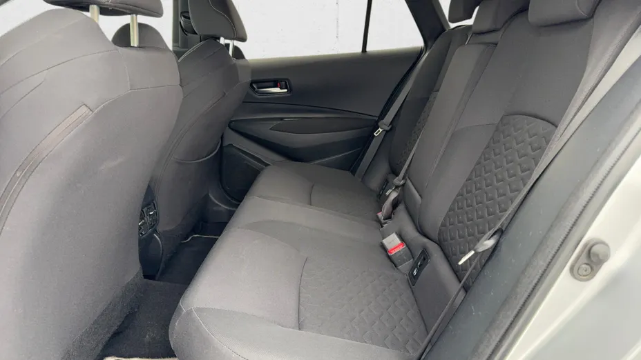 TOYOTA Corolla Corolla 2.0 Hybrid Comfort