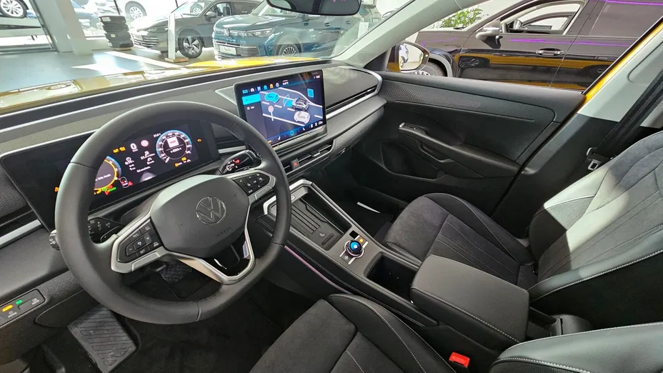 VOLKSWAGEN T-ROC T-ROC 1.5 eTSI Style DSG Nowy