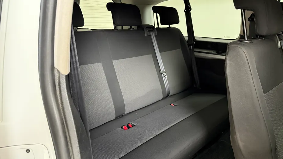 TOYOTA Proace Proace Kombi 2.0 D-4D Long 2,8t