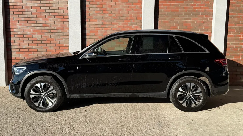 MERCEDES-BENZ GLC GLC 300 e 4-Matic