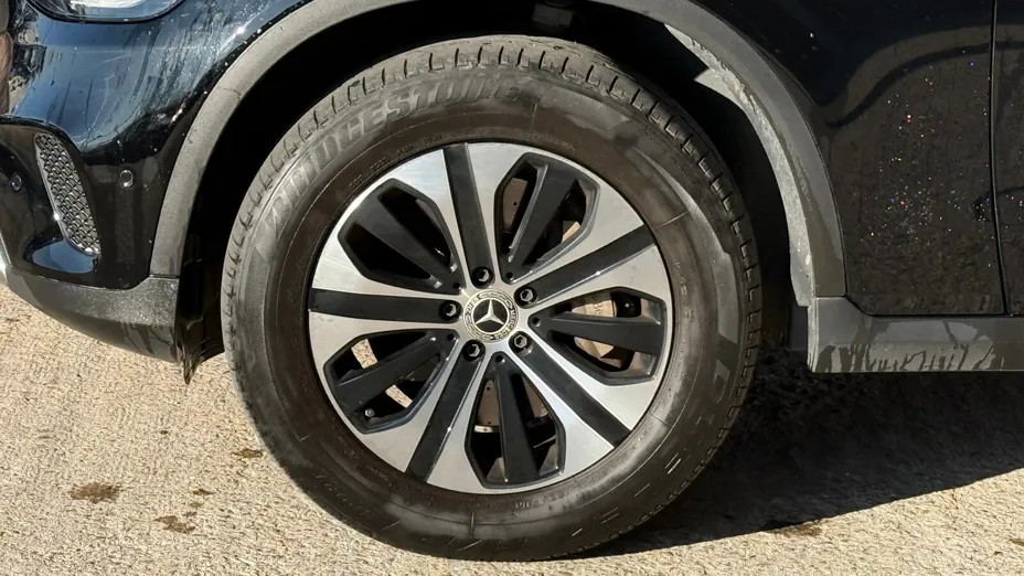 MERCEDES-BENZ GLC GLC 300 e 4-Matic