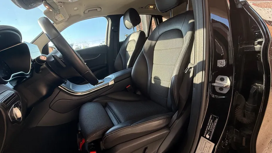 MERCEDES-BENZ GLC GLC 300 e 4-Matic