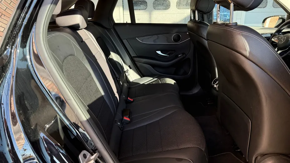 MERCEDES-BENZ GLC GLC 300 e 4-Matic