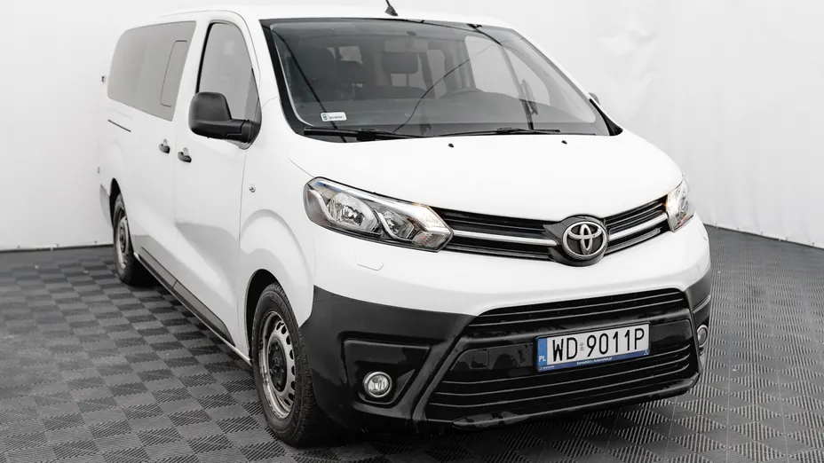 TOYOTA Proace Proace Kombi 2.0 D-4D Long 2,8t