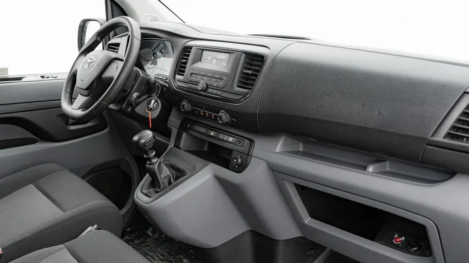 TOYOTA Proace Proace Kombi 2.0 D-4D Long 2,8t