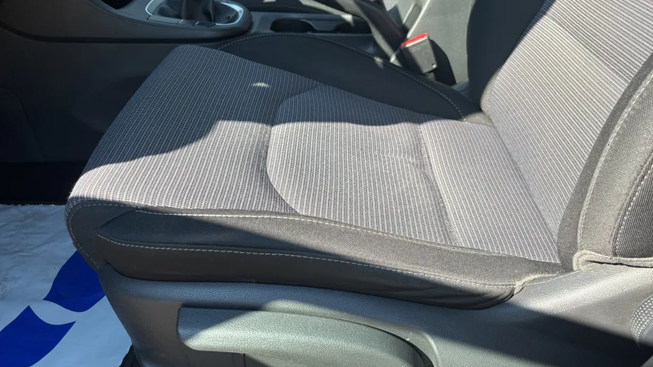 HYUNDAI i30 i30 1.5 DPI Classic +