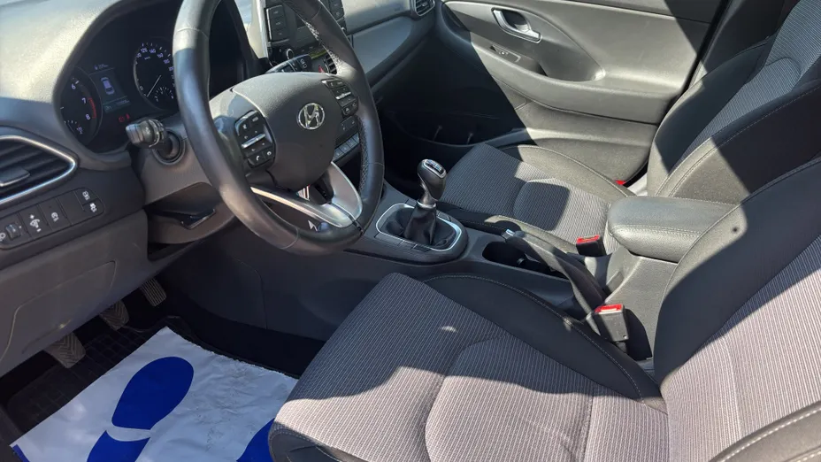 HYUNDAI i30 i30 1.5 DPI Classic +