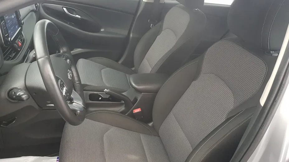 HYUNDAI i30 i30 1.0 T-GDI Modern