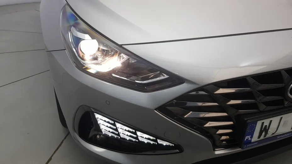 HYUNDAI i30 i30 1.0 T-GDI Modern