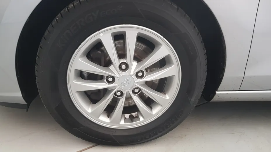 HYUNDAI i30 i30 1.0 T-GDI Modern