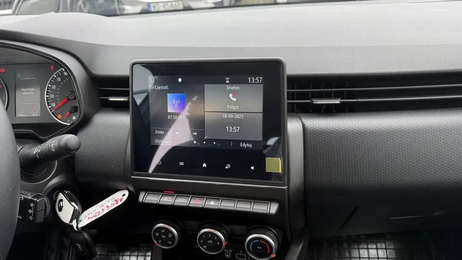 RENAULT Clio Clio 1.0 TCe Equilibre