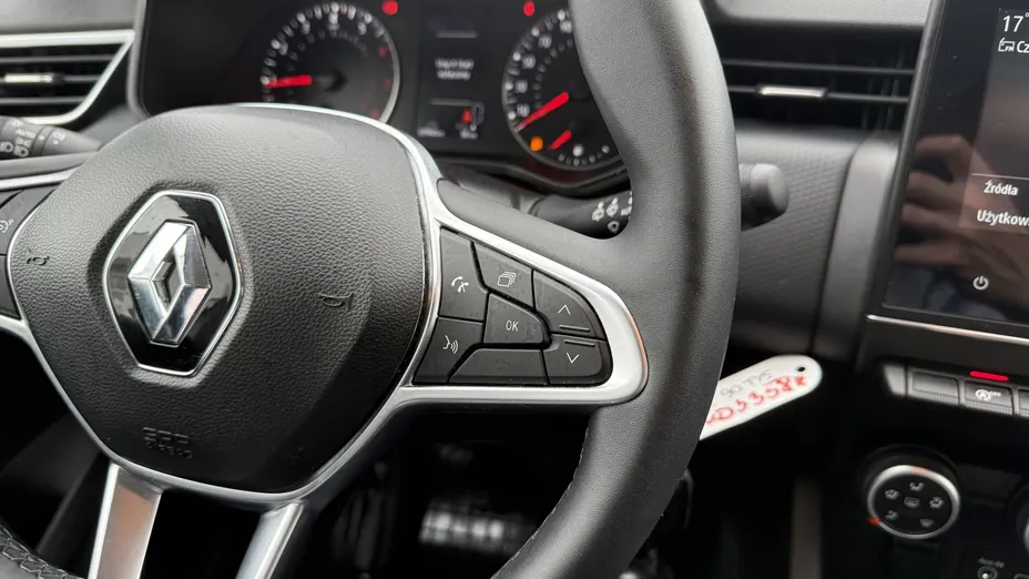 RENAULT Clio Clio 1.0 TCe Equilibre