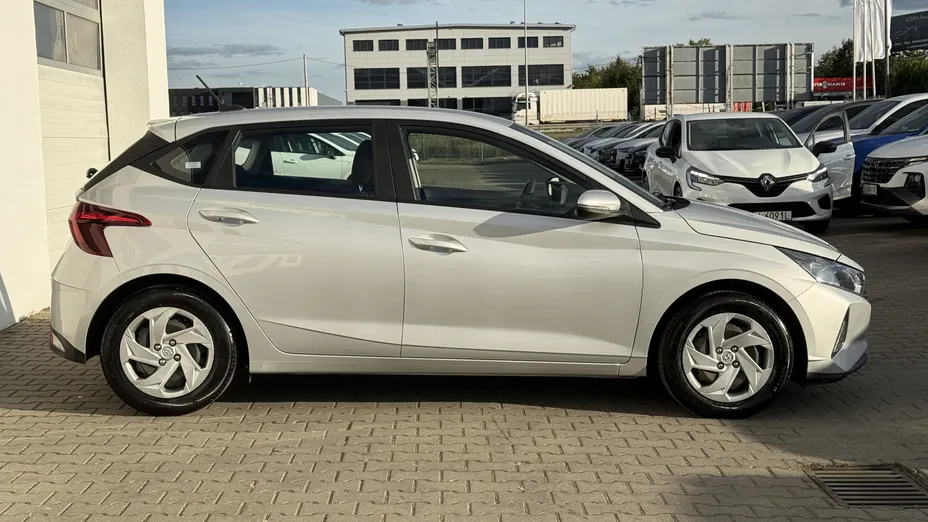 HYUNDAI i20 i20 1.2 Pure