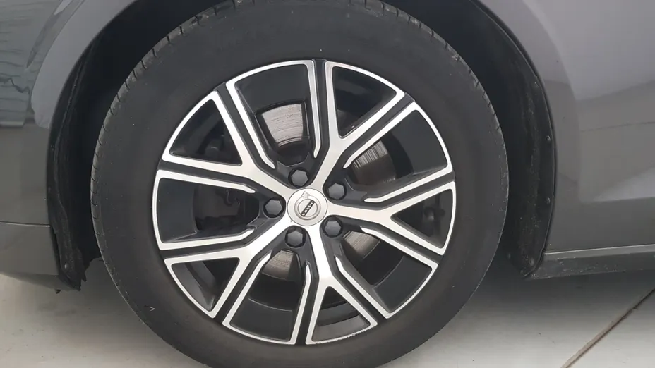 VOLVO V60 V60 B4 D Core aut