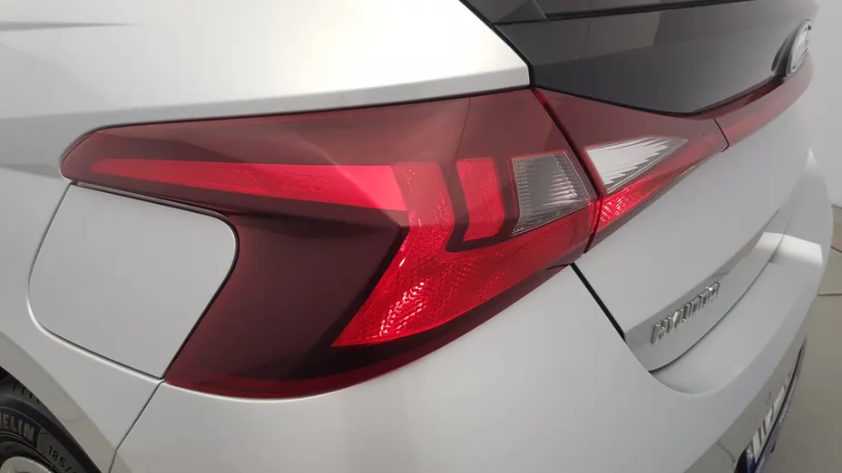 HYUNDAI i20 i20 1.2 Pure