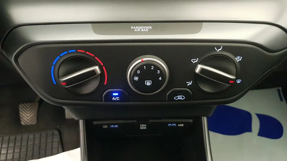 HYUNDAI i20 i20 1.2 Pure