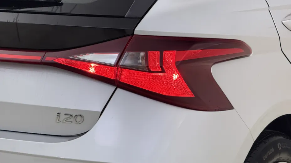 HYUNDAI i20 i20 1.2 Pure