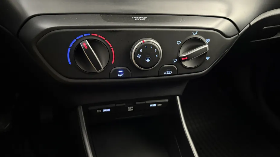 HYUNDAI i20 i20 1.2 Pure