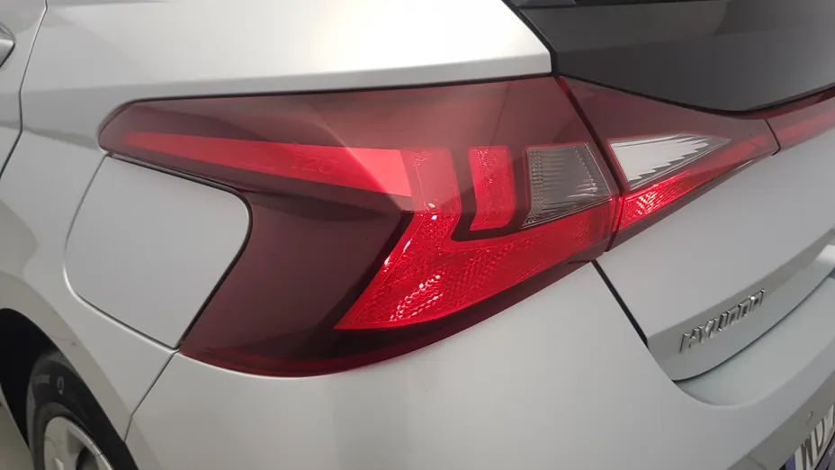 HYUNDAI i20 i20 1.2 Pure