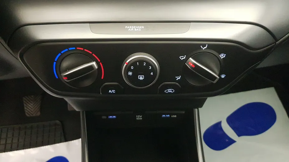 HYUNDAI i20 i20 1.2 Pure