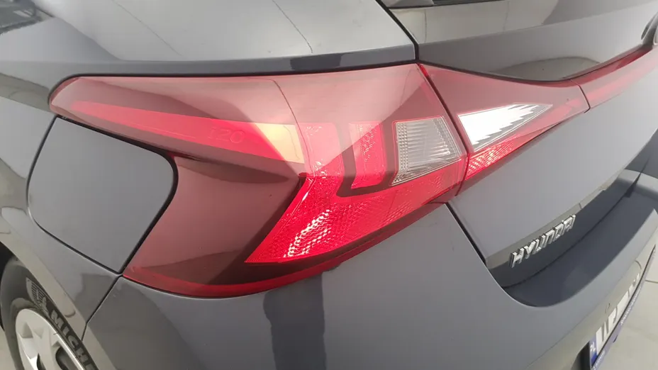 HYUNDAI i20 i20 1.2 Pure