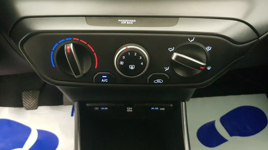 HYUNDAI i20 i20 1.2 Pure