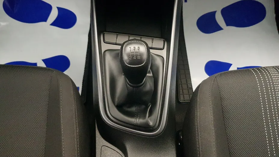 HYUNDAI i20 i20 1.2 Pure