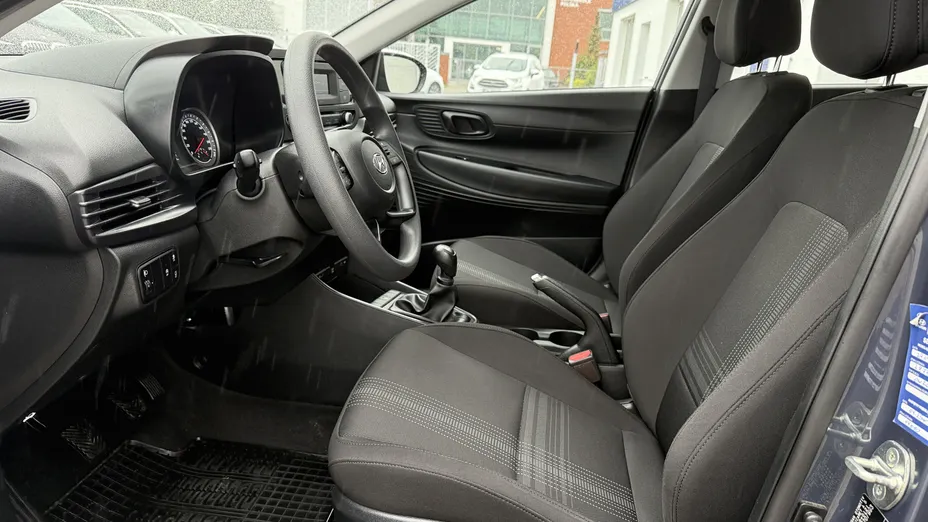 HYUNDAI i20 i20 1.2 Pure