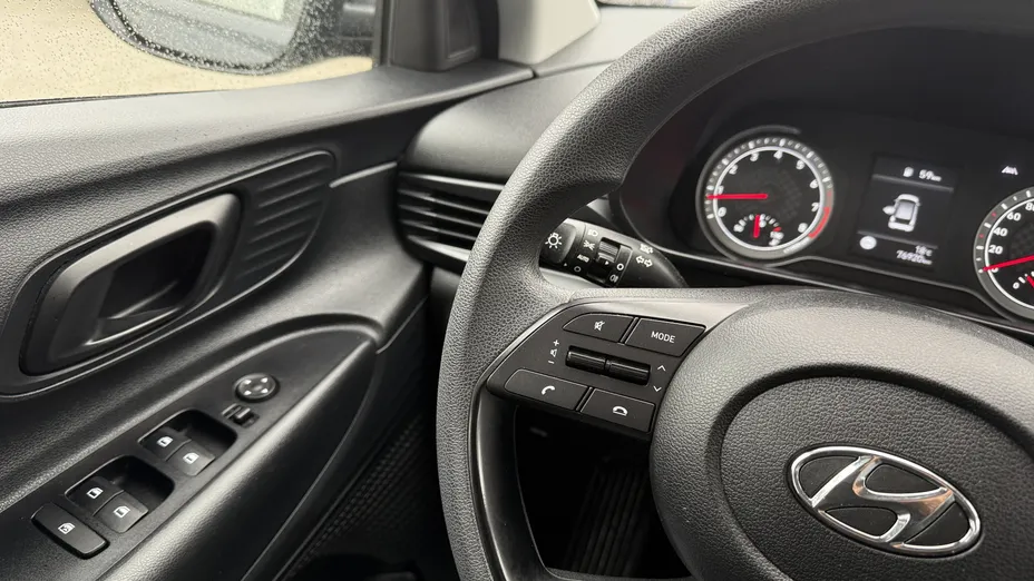 HYUNDAI i20 i20 1.2 Pure