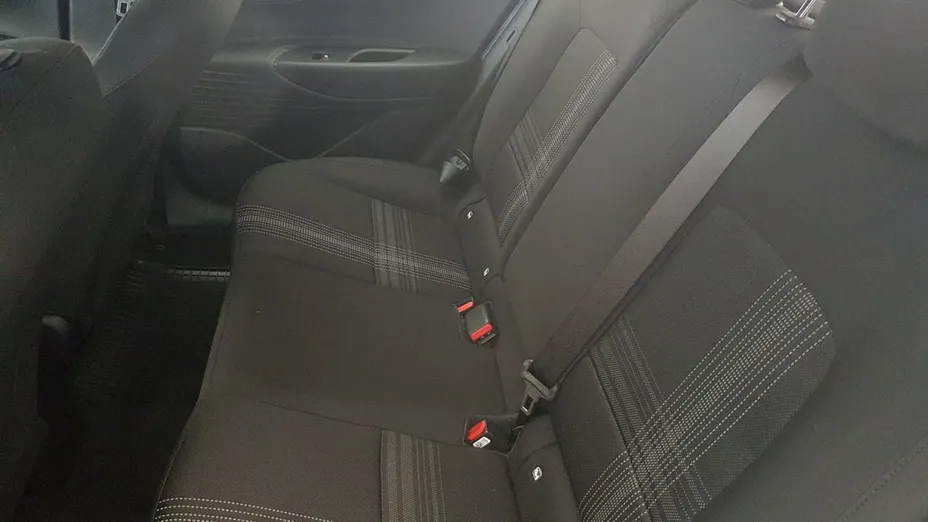 HYUNDAI i20 i20 1.2 Pure