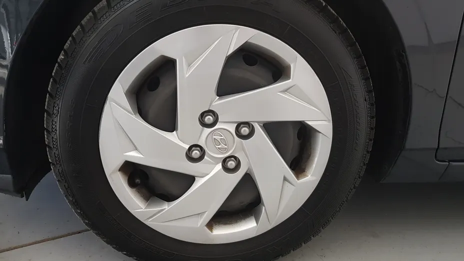 HYUNDAI i20 i20 1.2 Pure