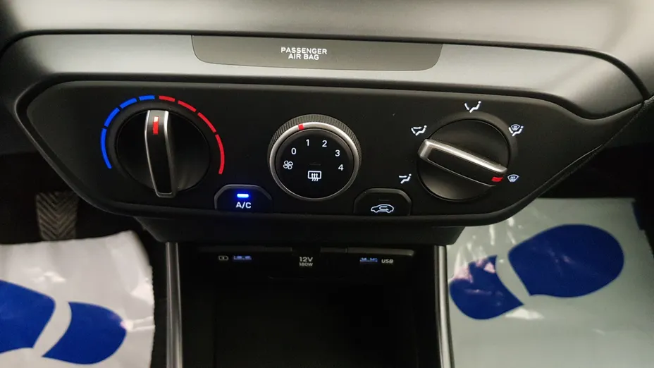 HYUNDAI i20 i20 1.2 Pure