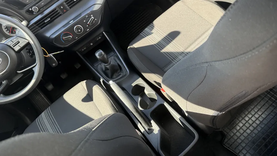 HYUNDAI i20 i20 1.2 Pure