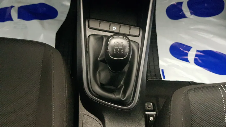 HYUNDAI i20 i20 1.2 Pure