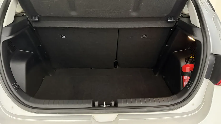 HYUNDAI i20 i20 1.2 Pure