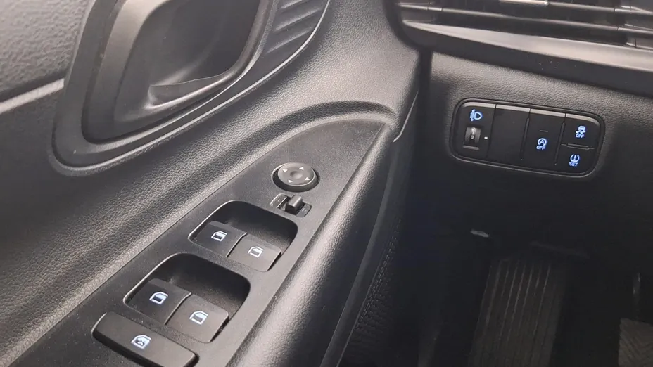 HYUNDAI i20 i20 1.2 Pure