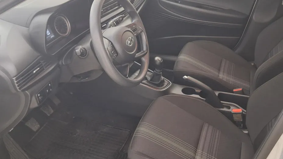 HYUNDAI i20 i20 1.2 Pure