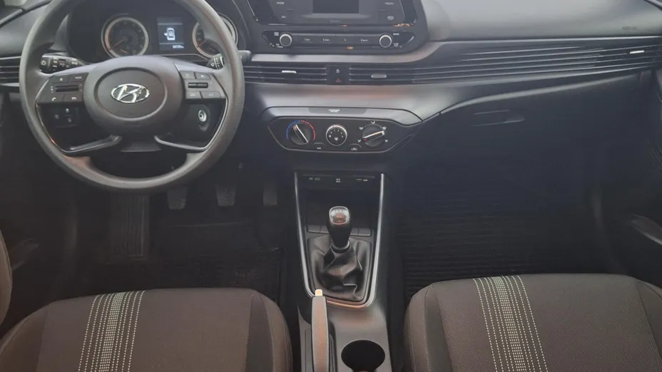 HYUNDAI i20 i20 1.2 Pure