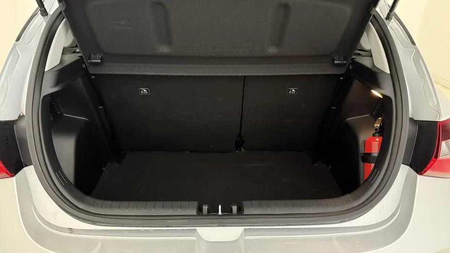 HYUNDAI i20 i20 1.2 Pure