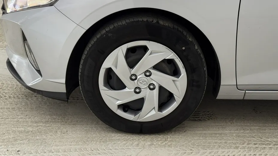 HYUNDAI i20 i20 1.2 Pure