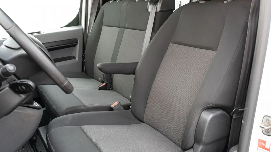 TOYOTA Proace Proace Kombi 2.0 D-4D Long 2,8t